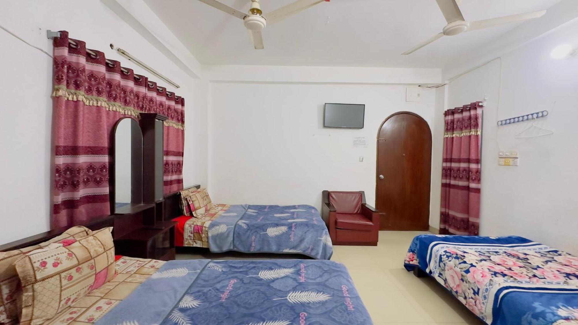 Mohammadia Restaurant & Guest House Near United Hospital Dhaka Exterior photo